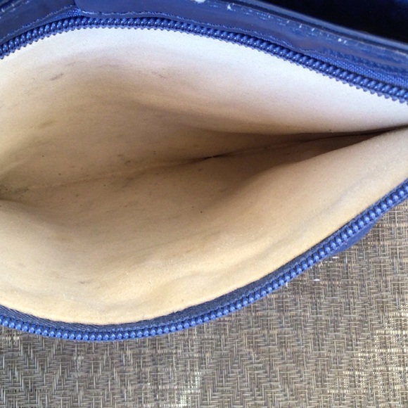 ❌️SOLD❌️ Michael Kors Neon Blue Neoprene Messenger Crossbody Bag - Picture 8 of 12